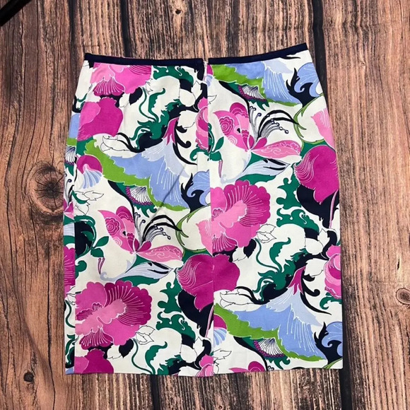 Talbots Women's Floral Pencil Skirt Size 4 Petite Multicolor Knee Length - Picture 4 of 4